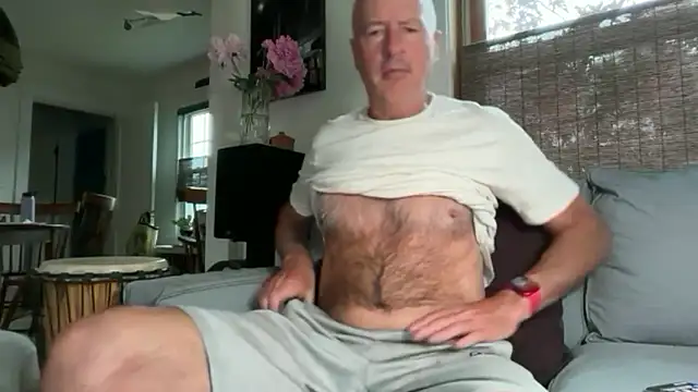 Snapshot of Guy__Grey chatting on June 15, 2026, 11:23 am Guy Grey online show from June 15, 2026, 11:23 am