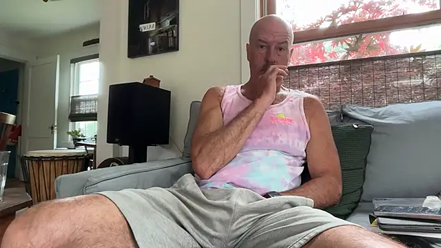 Snapshot of Guy__Grey chatting on June 26, 2026, 1:26 pm Guy Grey online show from June 26, 2026, 1:26 pm