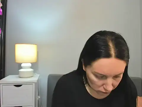 MiaFair online show from February 20, 2026, 1:33 pm