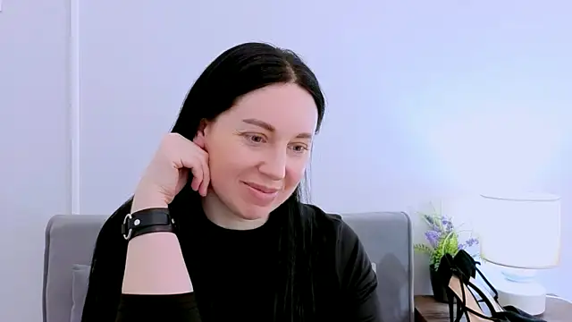 MiaFair online show from April 1, 2026, 3:31 pm