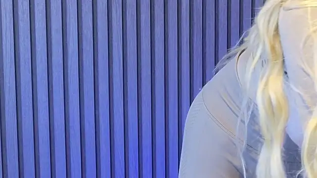 KarmaArms online show from April 4, 2026, 12:02 pm