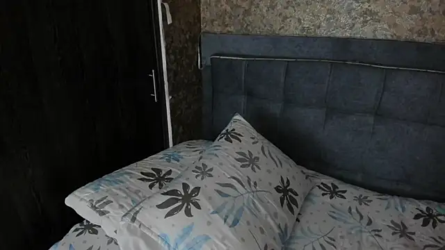 megan cros online show from March 2, 2026, 3:30 pm