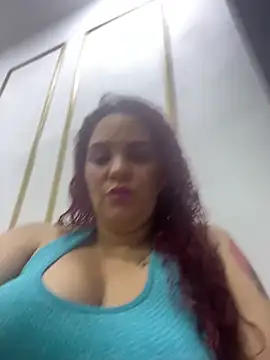 Snapshot of Eva_milfxxx chatting on June 7, 2026, 2:05 am Eva milfxxx online show from June 7, 2026, 2:05 am
