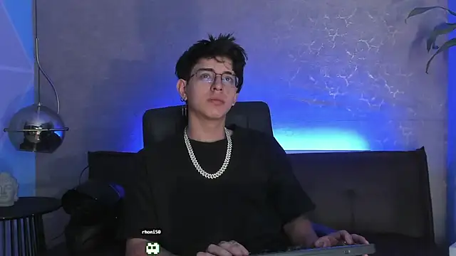 Angel scott2 online show from March 5, 2026, 11:39 am