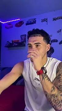 Snapshot of TOMAS_CONOR chatting on February 24, 2026, 12:41 am TOMAS CONOR online show from February 24, 2026, 12:41 am