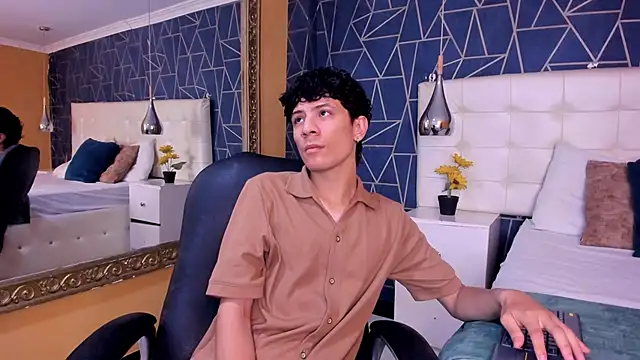 LeoFeniix online show from March 6, 2026, 3:58 am