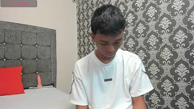 Little Twink19x online show from March 13, 2026, 7:09 pm