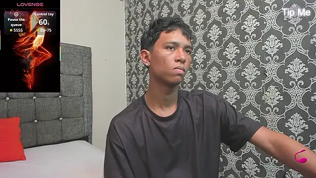 Little Twink19x online show from March 23, 2026, 7:18 pm