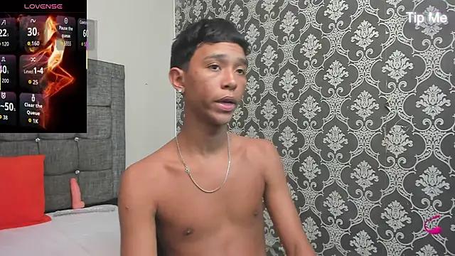 Little Twink19x online show from March 24, 2026, 7:08 pm