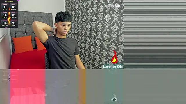 Snapshot of Little_Twink19x chatting on June 10, 2026, 7:57 pm Little Twink19x online show from June 10, 2026, 7:57 pm
