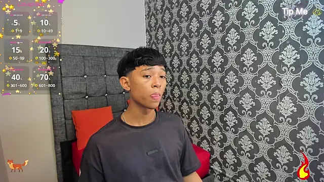 Snapshot of Little_Twink19x chatting on July 11, 2026, 7:27 pm Little Twink19x online show from July 11, 2026, 7:27 pm