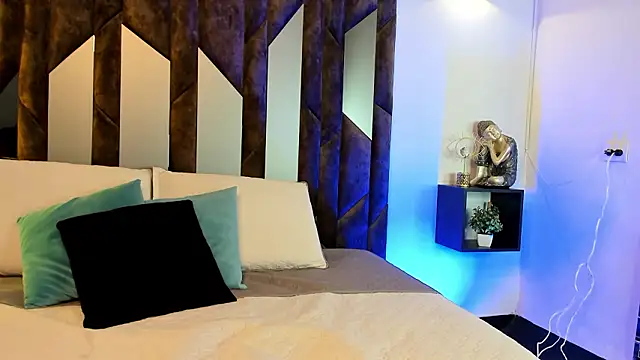 TonyPetrovjs online show from March 20, 2026, 5:01 am