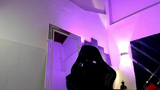 TonyPetrovjs online show from April 19, 2026, 7:40 am