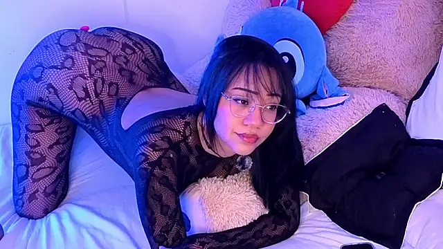 AriaKyle online show from April 3, 2026, 1:47 am