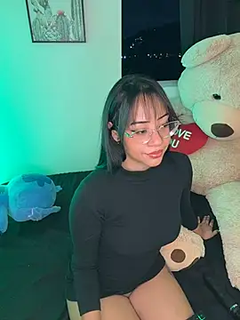AriaKyle online show from April 25, 2026, 2:47 am