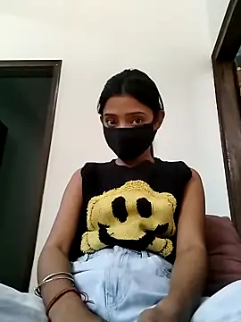 Snapshot of Miss__hotty chatting on February 19, 2026, 4:30 am Miss hotty online show from February 19, 2026, 4:30 am