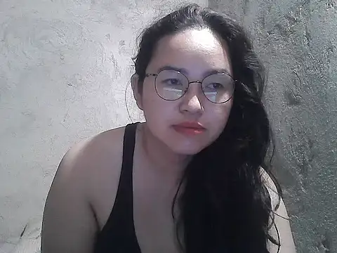 wildchinita00 online show from April 21, 2026, 9:50 pm