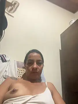 yesica2507 online show from February 19, 2026, 2:57 pm