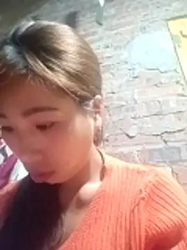 Snapshot of Vycute9900 chatting on February 19, 2026, 11:56 pm Vycute9900 online show from February 19, 2026, 11:56 pm