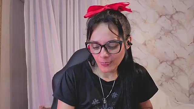 QueenSallyDesire online show from March 27, 2026, 8:26 am