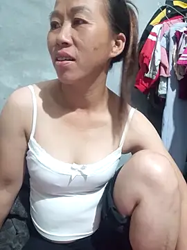 jangcute11 online show from April 18, 2026, 9:24 am