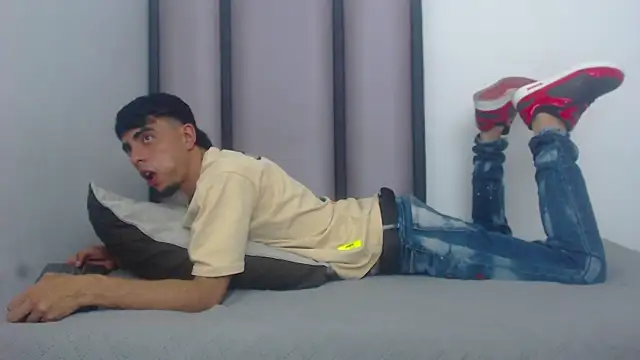 Endrick-23 online show from March 29, 2026, 4:01 am