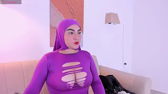 Snapshot of Malika_Noor chatting on July 7, 2026, 3:05 pm Malika Noor online show from July 7, 2026, 3:05 pm