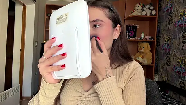 poly princess online show from April 17, 2026, 8:50 am