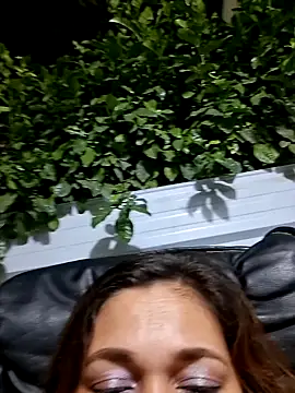 bar-mother19 online show from March 3, 2026, 7:47 am