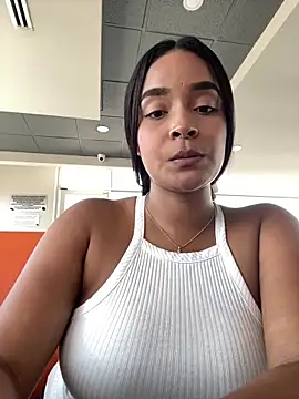 Snapshot of Saritavega chatting on March 4, 2026, 5:52 pm Saritavega online show from March 4, 2026, 5:52 pm