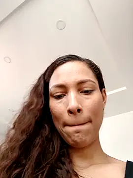 Snapshot of ScarletthSmith chatting on March 4, 2026, 5:41 pm ScarletthSmith online show from March 4, 2026, 5:41 pm