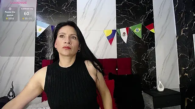 Snapshot of SofiaMoreno_ chatting on June 23, 2026, 5:11 pm SofiaMoreno online show from June 23, 2026, 5:11 pm