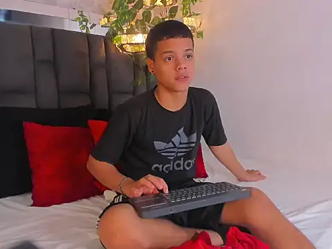 PATRIICKMILLER online show from February 26, 2026, 3:22 pm