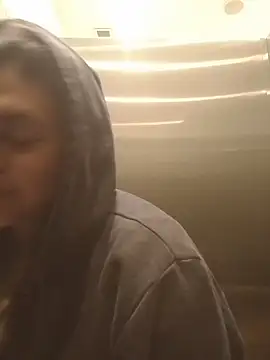 mar coral2 online show from April 17, 2026, 4:21 pm