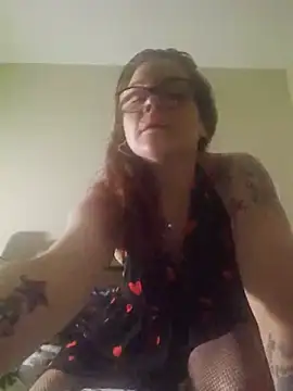 Snapshot of Sexymilf6992 chatting on June 10, 2026, 2:34 am Sexymilf6992 online show from June 10, 2026, 2:34 am