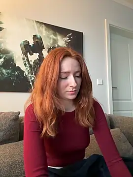 Snapshot of HoneyBunny18 chatting on February 21, 2026, 2:51 pm HoneyBunny18 online show from February 21, 2026, 2:51 pm