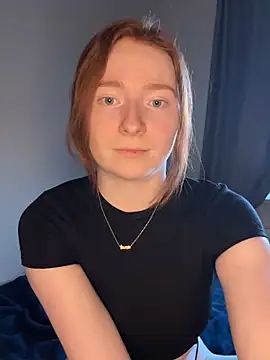 HoneyBunny18 online show from March 26, 2026, 5:18 pm