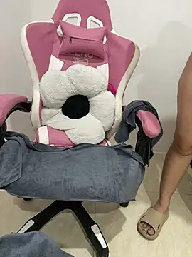 Lucky girl 4 online show from June 10, 2026, 2:56 am