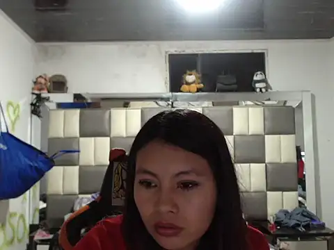 dulcecandy1919 online show from February 22, 2026, 4:13 am