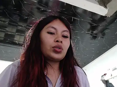 dulcecandy1919 online show from February 27, 2026, 3:50 am