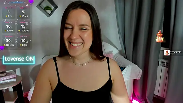 Snapshot of asti_bubbles chatting on May 9, 2026, 12:05 am asti bubbles online show from May 9, 2026, 12:05 am