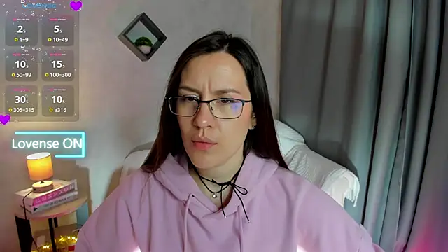 Snapshot of asti_bubbles chatting on May 15, 2026, 12:39 am asti bubbles online show from May 15, 2026, 12:39 am