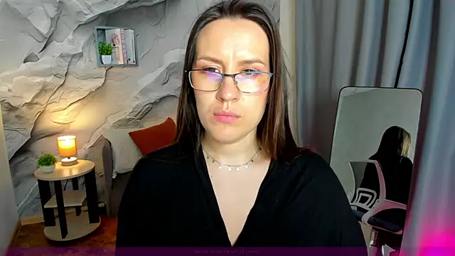 Snapshot of asti_bubbles chatting on June 4, 2026, 1:33 am asti bubbles online show from June 4, 2026, 1:33 am
