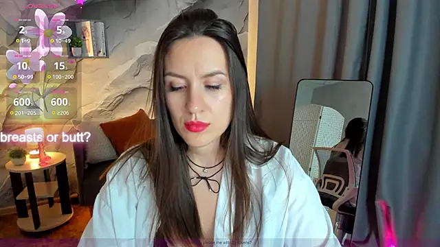 Snapshot of asti_bubbles chatting on June 5, 2026, 6:52 am asti bubbles online show from June 5, 2026, 6:52 am