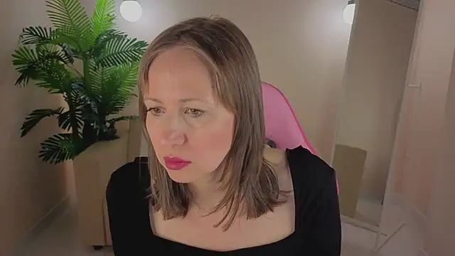 Elizabeth Andersonn online show from March 3, 2026, 1:45 am