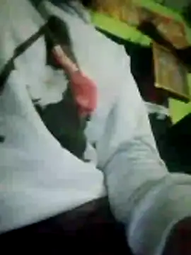 wifedesi7050 online show from March 28, 2026, 5:01 pm