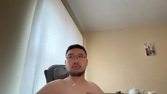 jasonryu2025 online show from March 13, 2026, 9:16 am