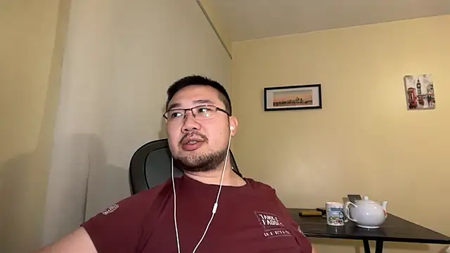 jasonryu2025 online show from March 31, 2026, 8:31 pm