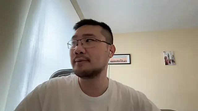 jasonryu2025 online show from April 5, 2026, 10:56 am