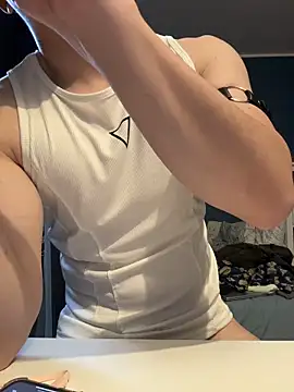 Snapshot of Jason_S223 chatting on March 16, 2026, 9:24 am Jason S223 online show from March 16, 2026, 9:24 am